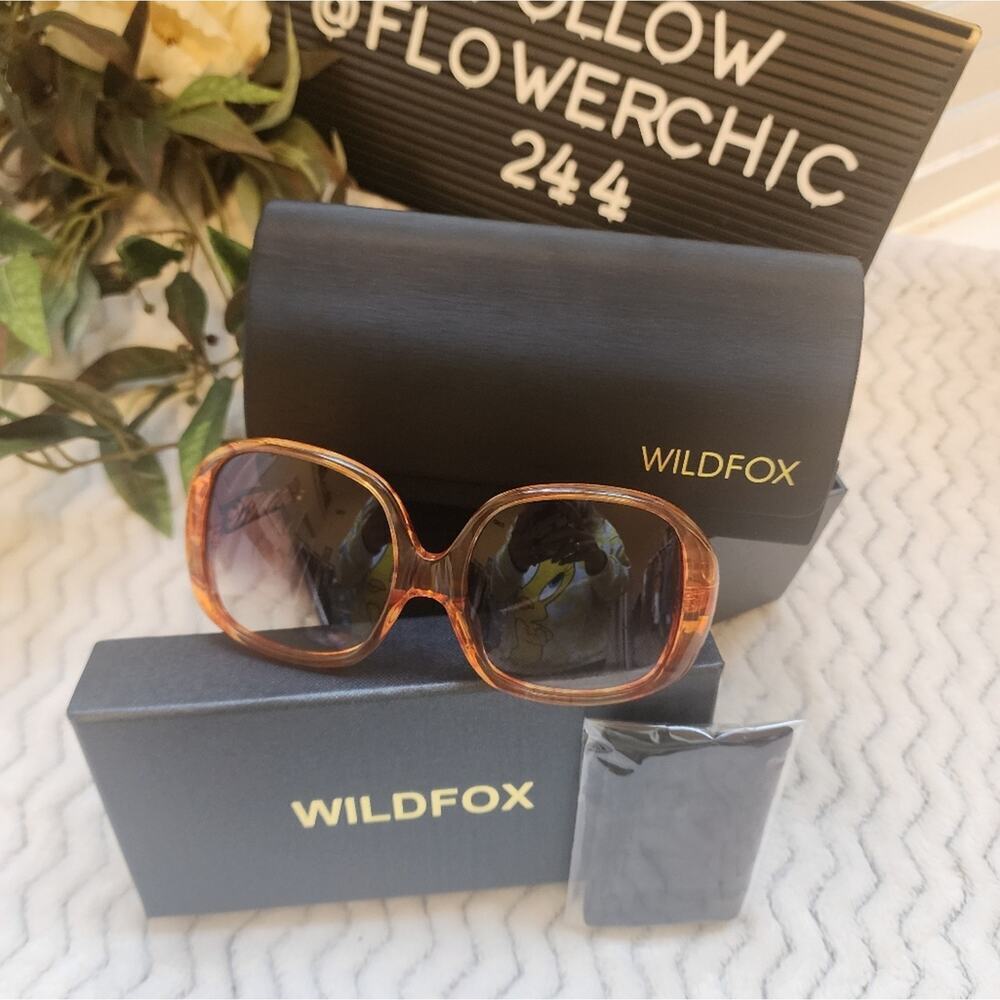 WILDFOX LIZ SUNGLASSES IN APRICOT